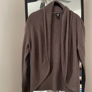 H&M SWEATER!